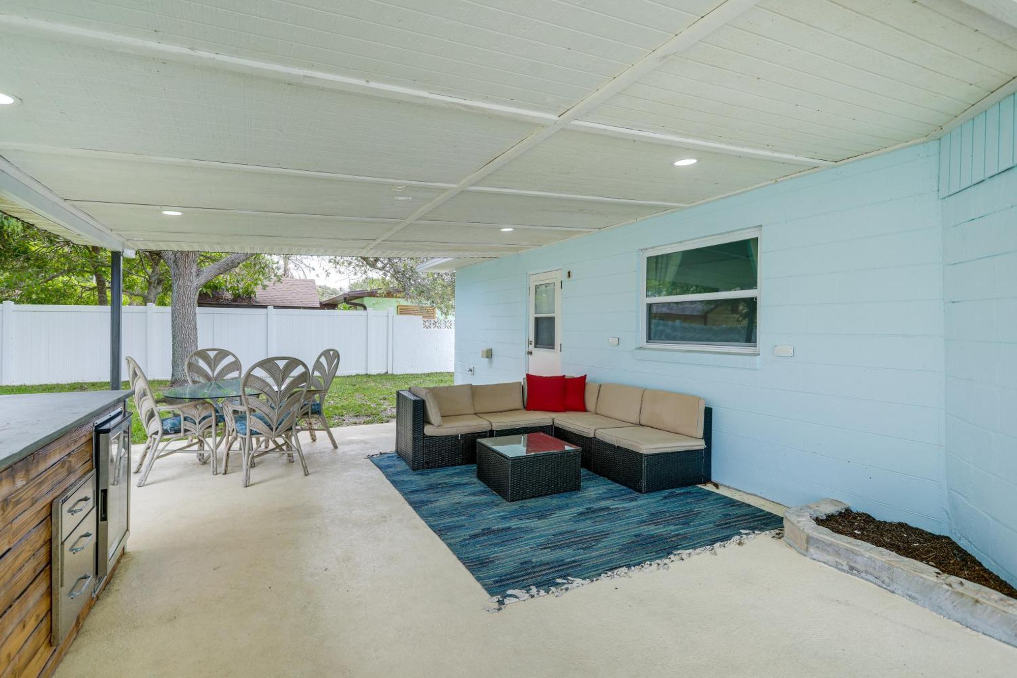 Pet-Friendly Cocoa Beach Home Walk To Beach! Exterior foto